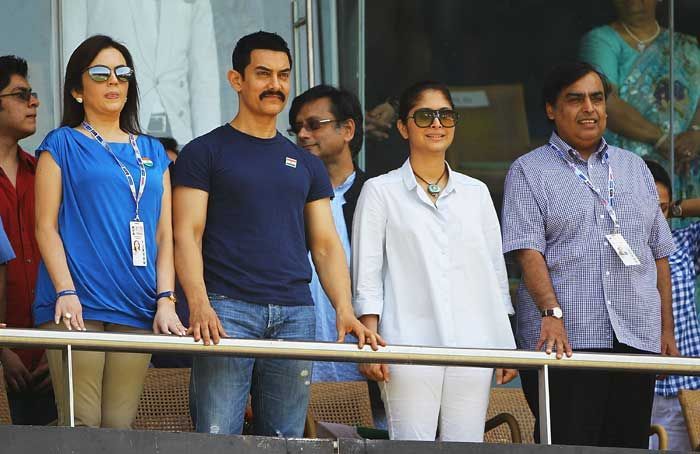 Aamir Khan At India Vs Sri Lanka World Cup Final | Picture 33370